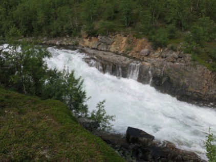 Die berühmten Anjavasselva Wasserfälle